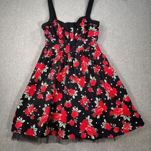 Hot Topic Red Rose Sweetheart Neckline Flare Dress Women's XL Tulle Underlay